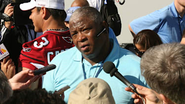 Larry Fitzgerald Sr. beim Supper Bowl 2009 in Tampa Bay, um über seinen Sohn Larry Fitzgerald Jr. zu berichten.