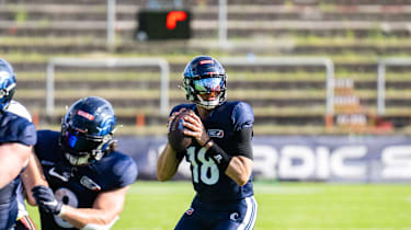 EFA-Quarterback Jadrian Clark