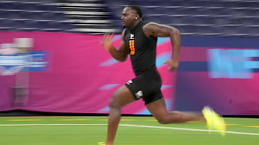 Notre Dame Running Back Jeremiyah Love (#RB11) beim NFL Scouting Combine im Lucas Oil Stadium in Indianapolis, Indiana