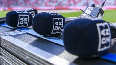 DAZN-Mikros in der Allianz Arena.