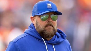 October 20, 2025, Denver, Colorado, USA: Giants Head Coach BRIAN DABOLL looks on from the sidelines during the 1st. Half at Empower Field at Mile High Sunday afternoon. Broncos beat the Giants 33-32. Denver USA - ZUMAav4_ 20251020_zaf_av4_024 Copyright: xHectorxAcevedox
