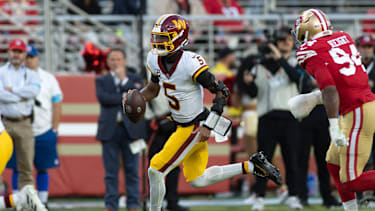 Jayden Daniels in einem NFL-Spiel für die Washington Commanders