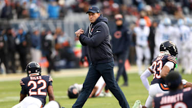January 4, 2026, Chicago, Il, USA: Chicago Bears head coach Ben Johnson walks on the field as players prepare for a game against the Detroit Lions at Soldier Field in Chicago on Sunday, Jan. 4, 2026. Chicago USA - ZUMAm67_ 20260104_zaf_m67_009 Copyright: xChrisxSwedax