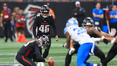 Lenny Krieg in einem NFL-Spiel für die Atlanta Falcons