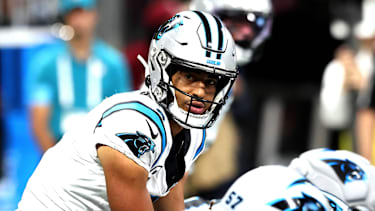ATLANTA, GA - SEPTEMBER 20: Starting quarterback Bryce Young (9) of the Carolina Panthers under center during the Sunday afternoon NFL, American Football Herren, USA game between the Atlanta Falcons and the Carolina Panthers on September 20, 2026 at the Mercedes-Benz Stadium in Atlanta, Georgia. (Photo by David J. Griffin Icon Sportswire) NFL: SEP 20 Panthers at Falcons EDITORIAL USE ONLY Icon9532609201069