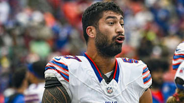 AJ Epenesa von den Buffalo Bills
