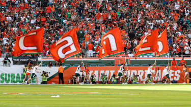 NCAA, College League, USA Football 2018: FIU vs Miami SEP 22 September 22, 2018: Miami Hurricanes flag runners display the Canes flags to the fans, for a touchdown celebration, during the college football game between the FIU Panthers and the Miami Hurricanes at the Hard Rock Stadium in Miami Gardens, Florida. The Hurricanes won 31-17. Mario Houben CSM Miami Gardens Florida USA EDITORIAL USE ONLY Copyright: xx ZUMA-20180922_zaf_c04_793.jpg MarioxHoubenx csmphototwo434656