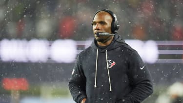 NFL, American Football Herren, USA AFC Divisional Round-Houston Texans at New England Patriots Jan 18, 2026; Foxborough, MA, USA; Houston Texans head coach DeMeco Ryans looks on during the second half against New England Patriots in an AFC Divisional Round game at Gillette Stadium. Foxborough Gillette Stadium MA USA, EDITORIAL USE ONLY PUBLICATIONxINxGERxSUIxAUTxONLY Copyright: xDavidxButlerxIIx 20260118_kdn_sv3_203