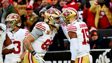 NFL, American Football Herren, USA San Francisco 49ers at Cleveland Browns Nov 30, 2025; Cleveland, Ohio, USA; San Francisco 49ers tight end George Kittle (85) and San Francisco 49ers wide receiver Jauan Jennings (15) celebrate after a play during the second half against the Cleveland Browns at Huntington Bank Field. Cleveland Huntington Bank Field Ohio USA, EDITORIAL USE ONLY PUBLICATIONxINxGERxSUIxAUTxONLY Copyright: xKenxBlazex 20251130_tdc_bk4_0146