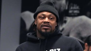 NFL, American Football Herren, USA Las Vegas Raiders press conference, PK, Pressekonferenz Jan 27, 2025; Las Vegas, NV, USA; Marshawn Lynch at a press conference at Intermountain Health Performance Center. Las Vegas Intermountain Health Performance Center. NV USA, EDITORIAL USE ONLY PUBLICATIONxINxGERxSUIxAUTxONLY Copyright: xKirbyxLeex 20250127_neb_al2_025