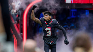 Houston Texans Wide Receiver Tank Dell (3) betritt das Spielfeld.