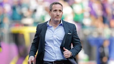 Philadelphia Eagles General Manager Howie Roseman vor dem Spiel der Minnesota Vikings gegen die Philadelphia Eagles imt U.S. Bank Stadium in Minneapolis, MN.