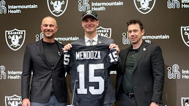 Fernando Mendoza bei seiner Raiders-Vorstellung