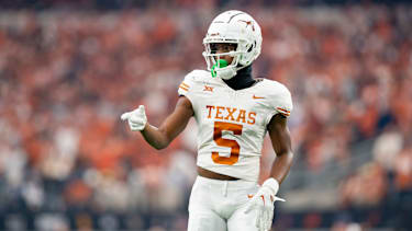 Adonai Mitchell von den Texas Longhorns