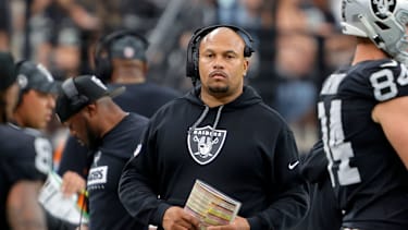 Antonio Pierce von den Las Vegas Raiders