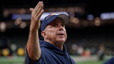 NFL, American Football Herren, USA Denver Broncos at New Orleans Saints Aug 23, 2025; New Orleans, Louisiana, USA; Denver Broncos head coach Sean Payton gestures before a game against the New Orleans Saints at Caesars Superdome. New Orleans Caesars Superdome Louisiana USA, EDITORIAL USE ONLY PUBLICATIONxINxGERxSUIxAUTxONLY Copyright: xMatthewxHintonx 20250823_szo_ft8_0006