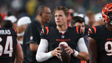 Cincinnati Bengals quarterback Joe Burrow (9)