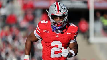 Ohio State Buckeyes Defensive Back Caleb Downs (2) im Ohio Stadium.