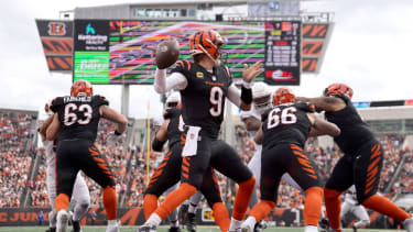 NFL, American Football Herren, USA Arizona Cardinals at Cincinnati Bengals Dec 28, 2025; Cincinnati, Ohio, USA; Cincinnati Bengals quarterback Joe Burrow (9) throws during the second half against the Arizona Cardinals at Paycor Stadium. Cincinnati Paycor Stadium Ohio USA, EDITORIAL USE ONLY PUBLICATIONxINxGERxSUIxAUTxONLY Copyright: xJosephxMaioranax 20251221_jhp_mb3_0624