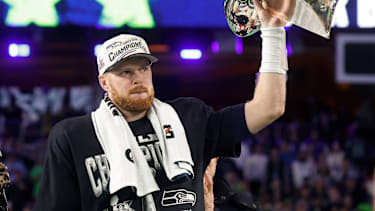 Seattle Seahawks quarterback Sam Darnold holds the Vince Lombardi Trophy after the Seattle Seahawks defeated the New England Patriots to win Super Bowl LX at Levi s Stadium in Santa Clara, California on Sunday, February 8, 2026. PUBLICATIONxNOTxINxUSA SBP20260208231 JOHNxANGELILLO